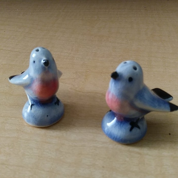 Vintage blue Bird Salt & Pepper Shakers Other - Vintage Robin Birds Salt & Pepper Shakers